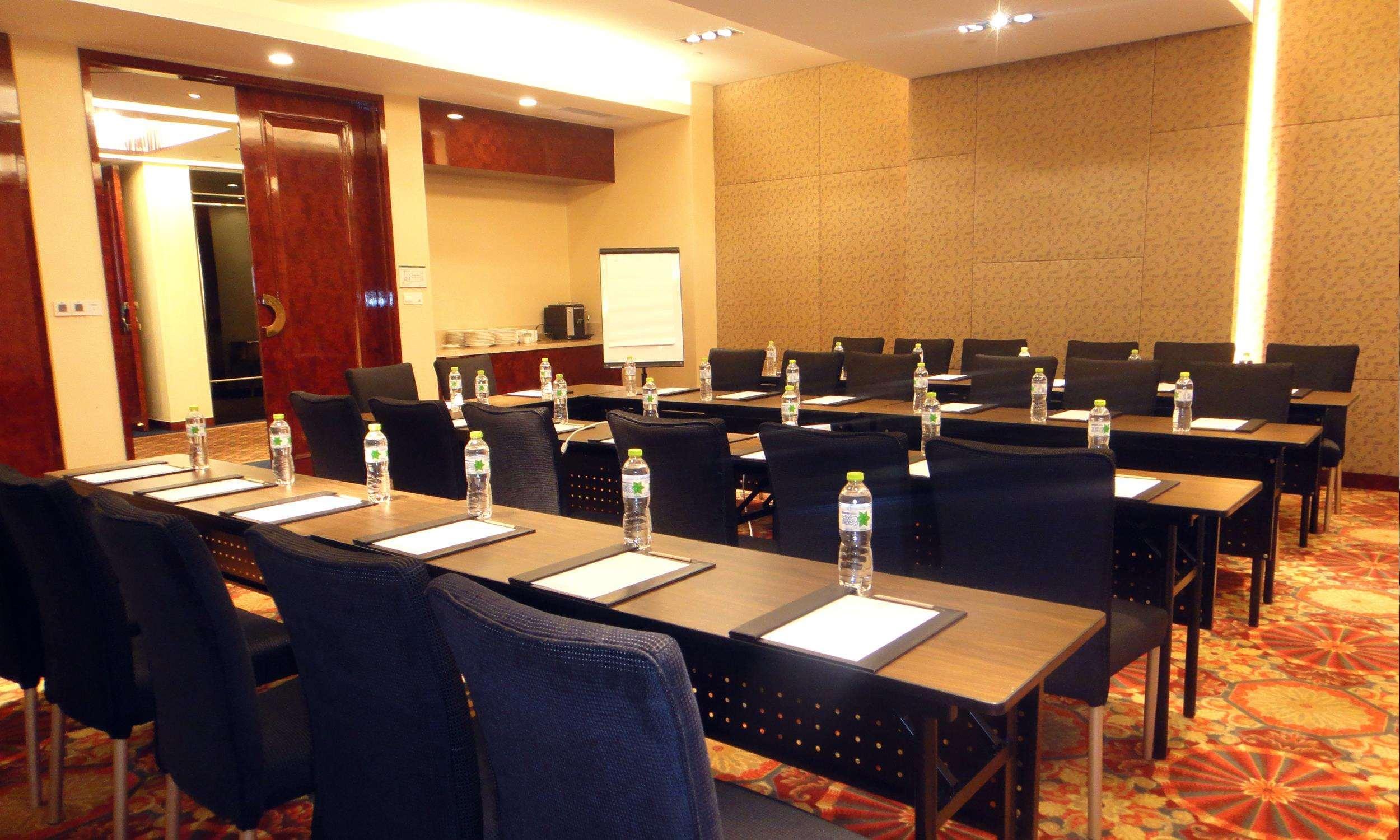 Doubletree By Hilton Wuxi Hotel Vuhszi Kültér fotó